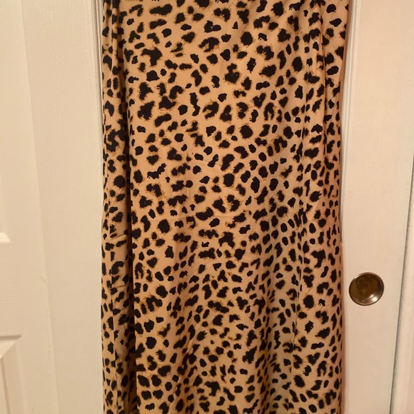 Express Cheetah leopard Print Skirt elastic band - Picture 5 of 5